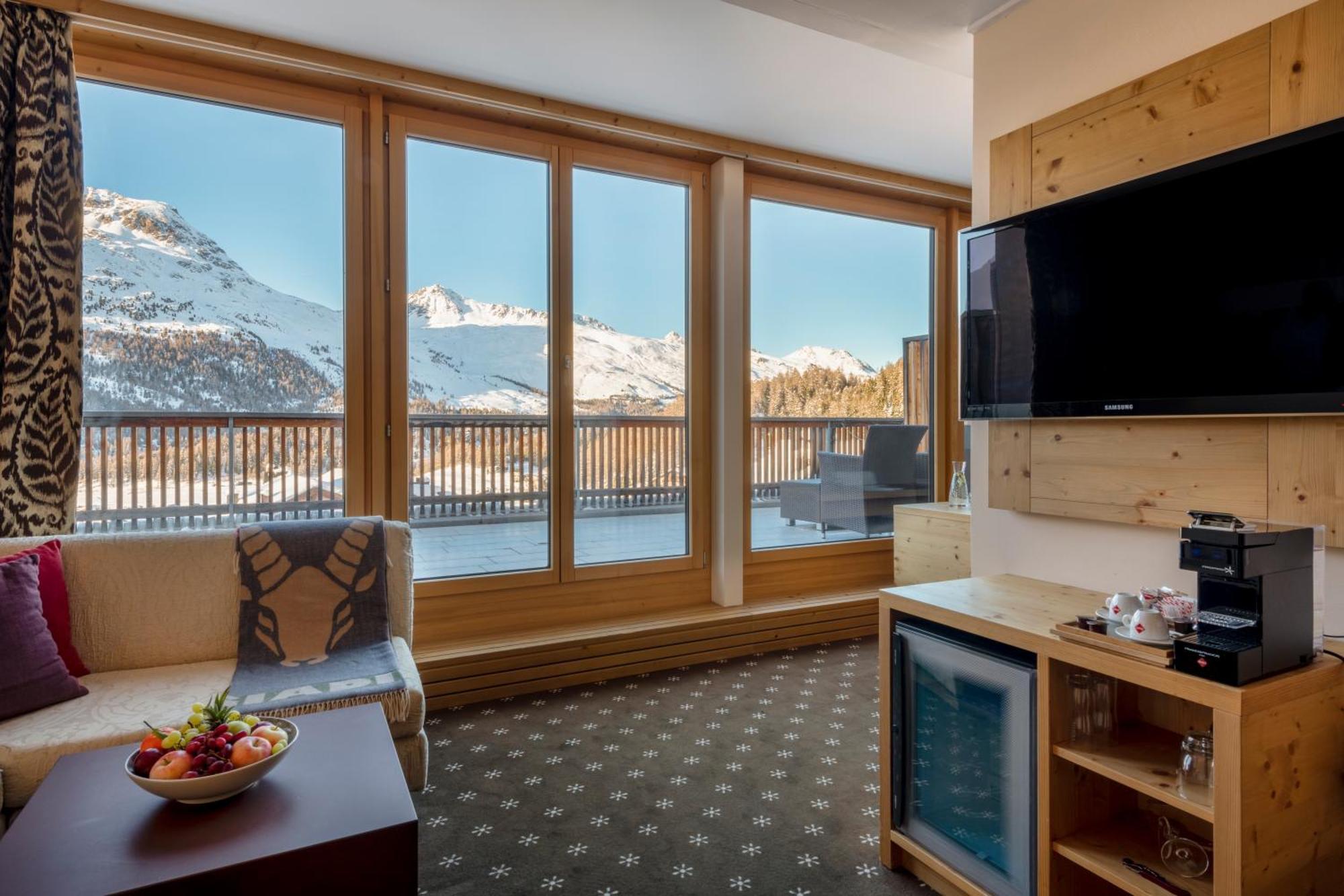 Nira Alpina Hotel Silvaplana Luaran gambar